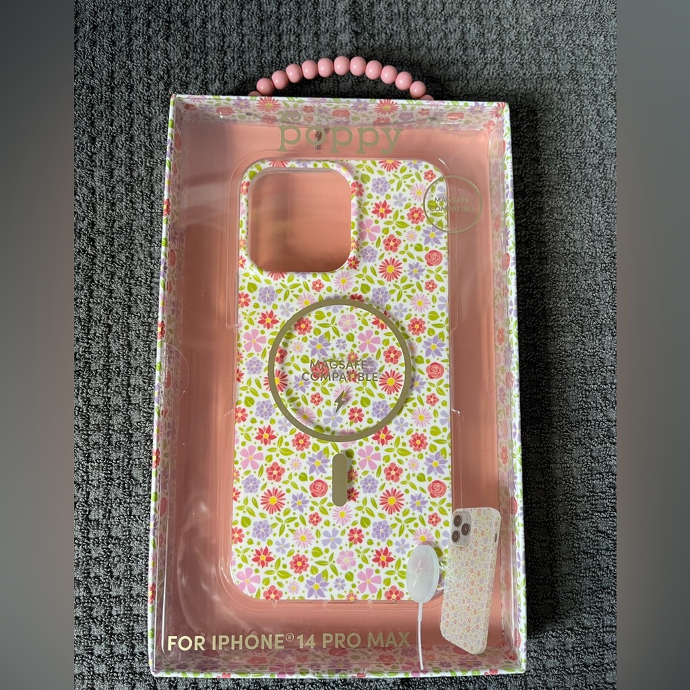 Phone case and air pod bundle - Picture 2 of 6